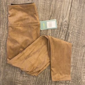 Highwaisted faux suede leggings